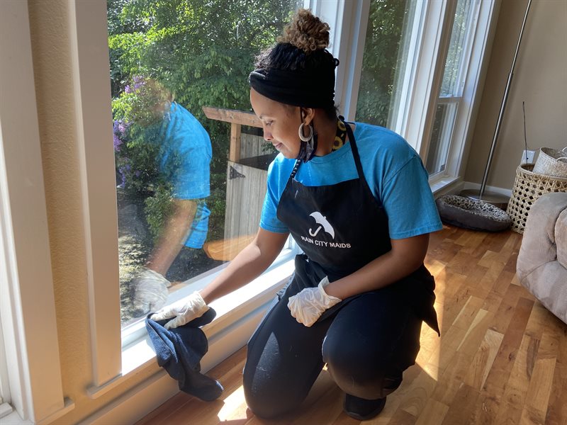Rain City Maids cleaning in action