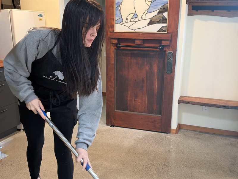 Rain City Maids cleaning in action